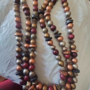 VINTAGE WOOD LOOKING NECKLACE